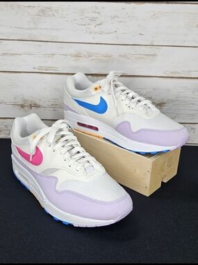 Nike Air Max '87 White Alchemy Pink Sneakers Size 10